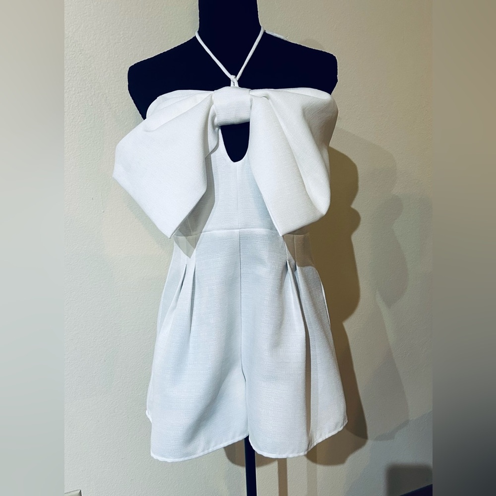 glam White Strapless Bow Romper - Picture 2 of 8